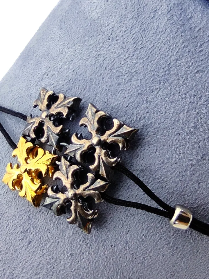 Bracelet - Heraldic Lily