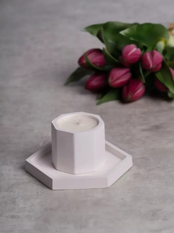 Mandarin scented candle