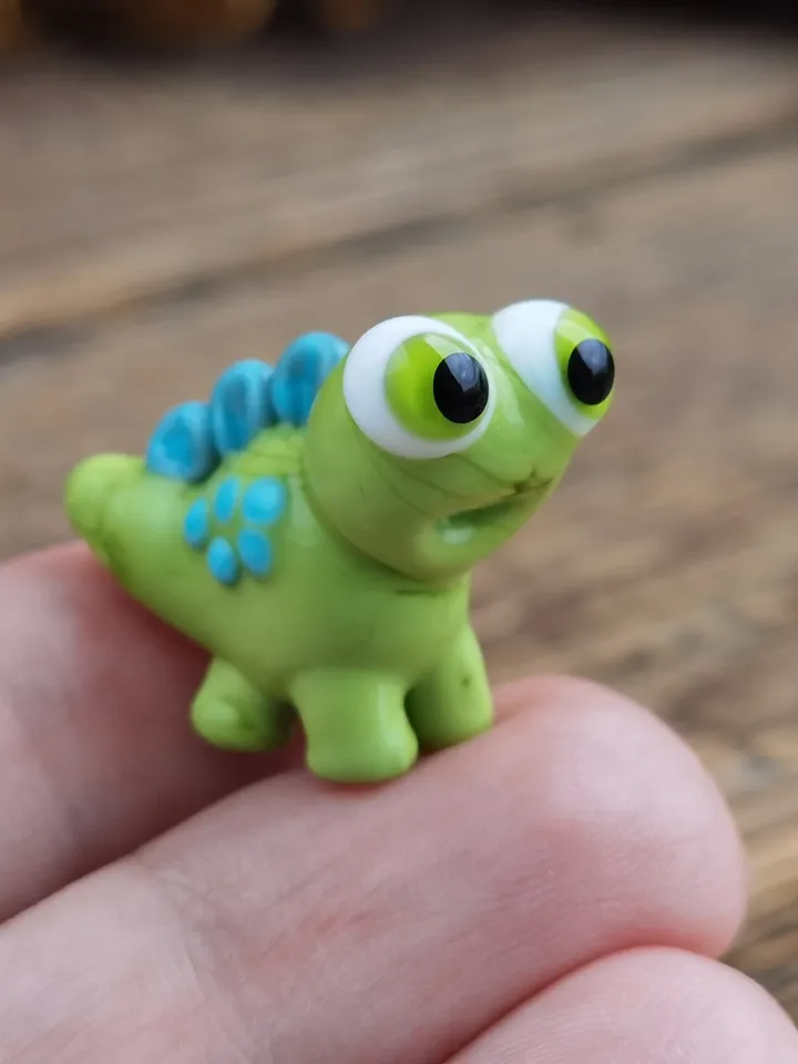 DINOSAUR ORNAMENTS Dinosaur figurine Glass dinosaur decor Miniature Dinosaur gift Dino figurine Glass figurines Tiny glass animals Terrarium