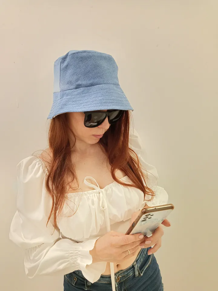 Stylish two-sided denim panama hat. It has a cotton lining