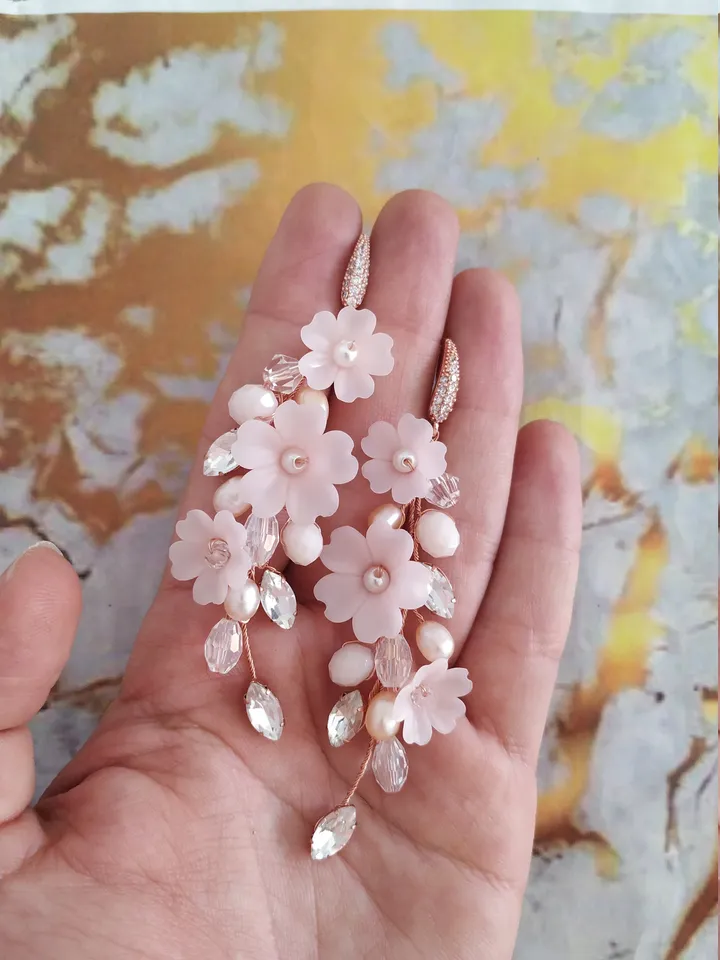 Freshwater pearl Bridal Earrings Boho wedding earrings Boho bridal earrings Gold Bridal earrings Chandelier Statement Long Wedding Earrings