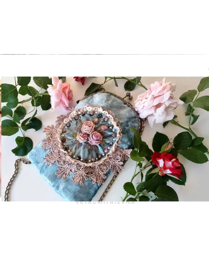 Charming velvet clasp handbag on a chain with French embroidery of roses, guipure and pebbles Boho Style Feminine Flower Accessory Rose Embroidery Luxury Handmade Jewelry