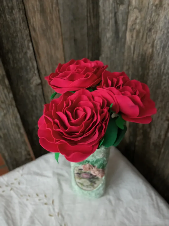 Luxurious red roses in a handmade vase Gifts for mom Mother's day Gifts for her Completely by hand Floral arrangements Home decor indoor