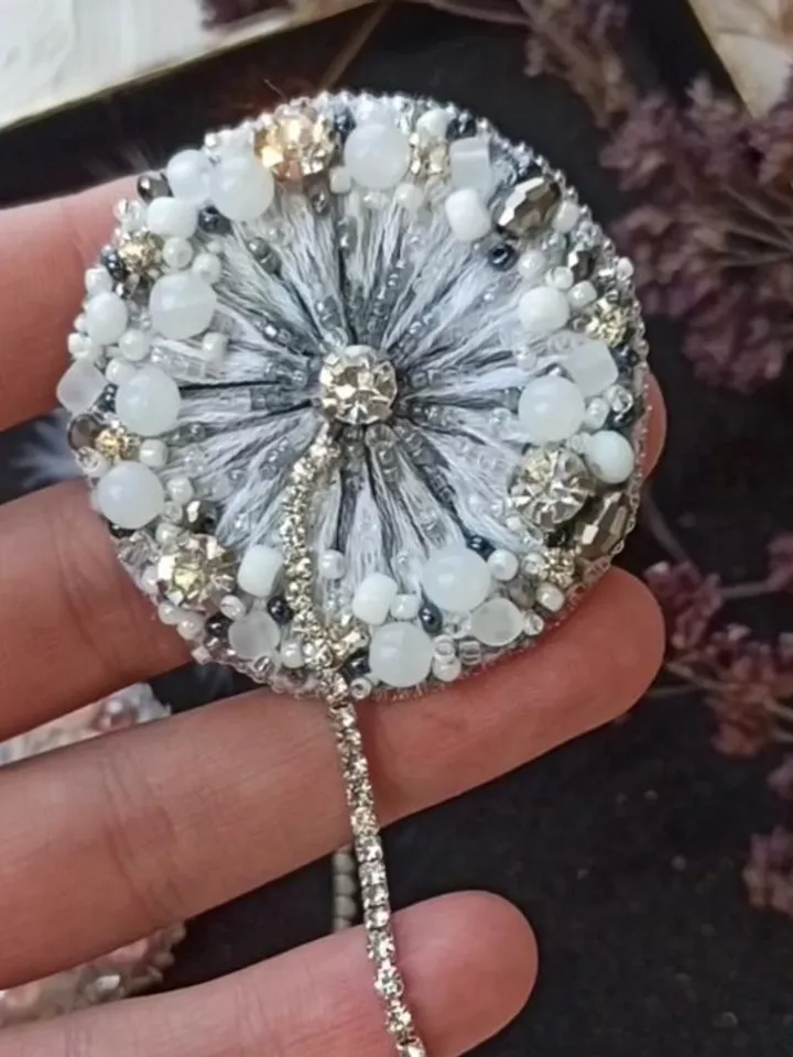 Brooch "Dandelion"