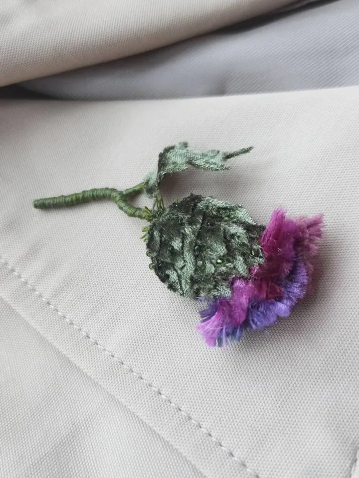 Brooch thistle