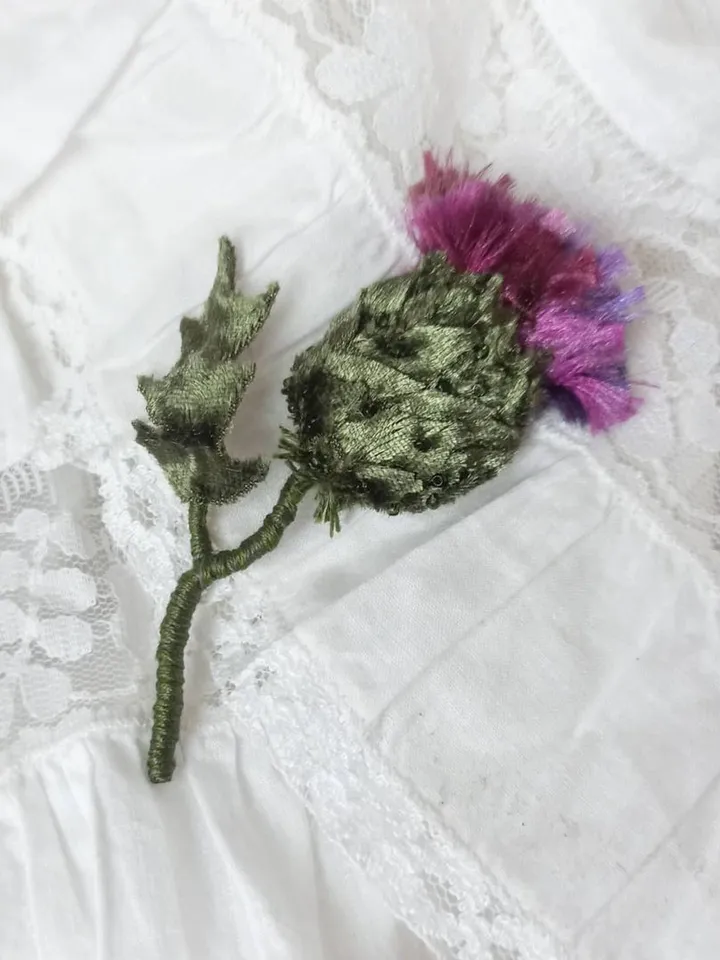 Brooch thistle