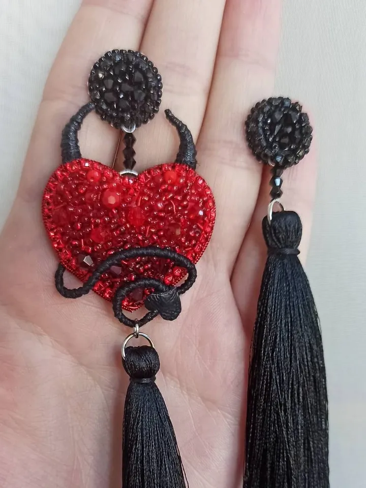 Earrings heart