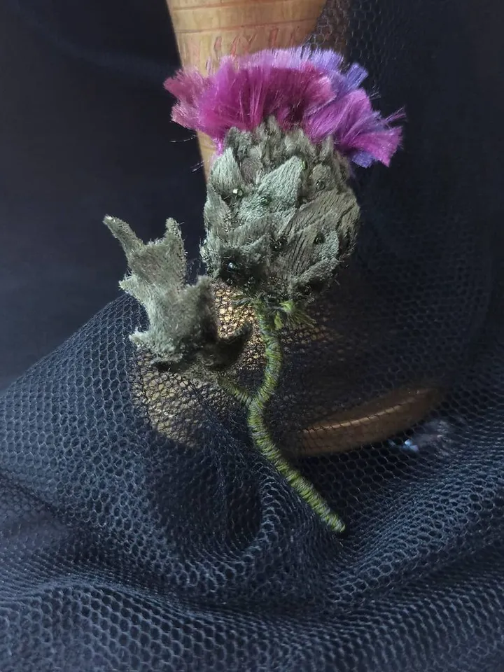 Brooch thistle