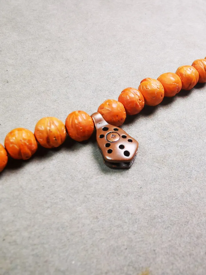 Gandhanra Handmade Buddhist Mala Counter Clip,Bum Counter Clip for Prayer Beads,Mantra Dot Shape,Mala Accessories