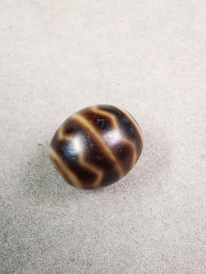 Gandhanra Tibetan Round Fortune Wave Dzi Bead(Darrow or Taklok Dzi),Tibetan Chung,Wealth Amulet,Small Size 20*17 mm