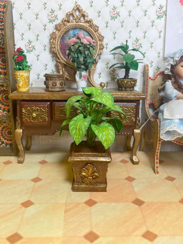 Plants in a flowerpot for a dollhouse. Dollhouse miniature. 1:12. handmade.