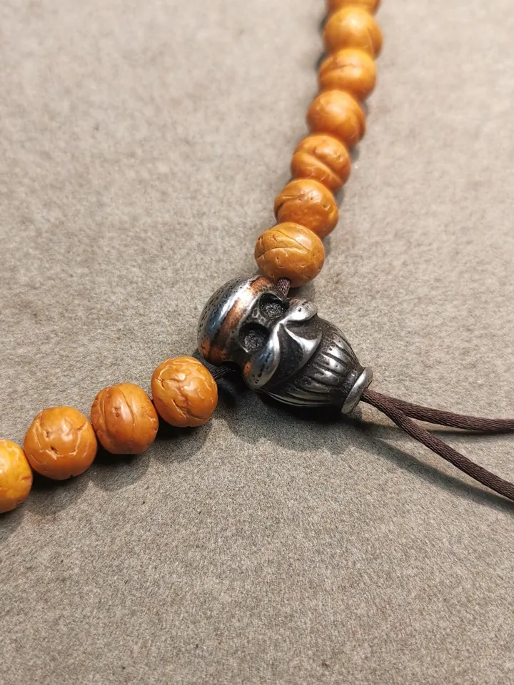 Gandhanra Tibetan Cold Iron Guru Bead,Skull Shape T-drilled 3-Hole Prayer Bead,Mala Bead,Connector Bead for Buddhist Bead Accessories