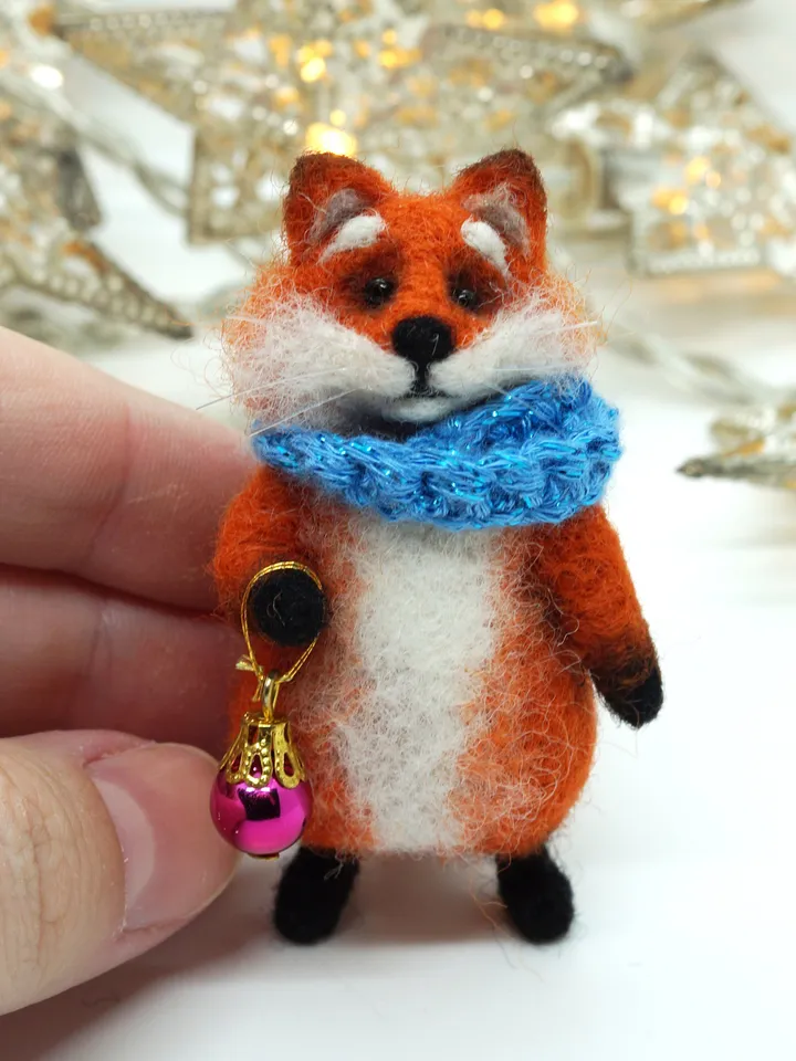Rooney the fox, miniature needle felted animal, gift for Christmas, made to order