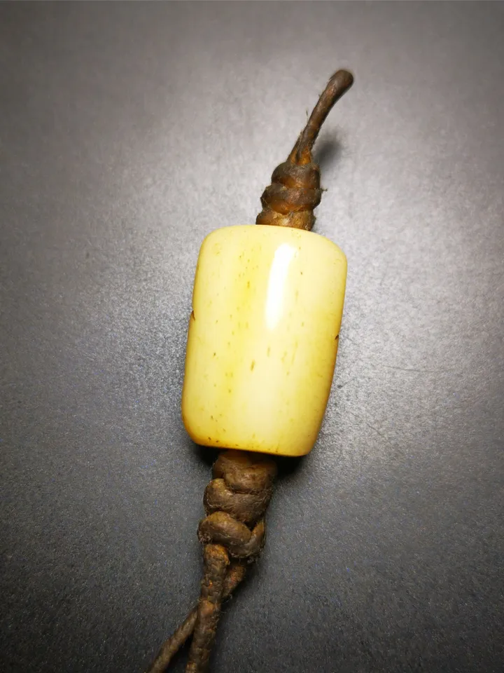 Gandhanra Tibetan Amulet,Yak Bone Carved Skull Sītavana Pendant, Hand-carved Skull Pendant Charm