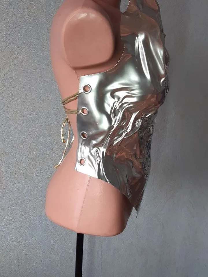 Cuirass Armor StrawberryCostumes-Cosplay-Cuirass-FantasyStrawberry Wolf Armor Chest Suits - Cosplay - Royal - Gold - Chest - Fantasy- Corset