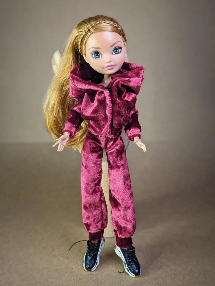 Handmade burgundy velvet hoodie & pants set for 10.5 inch female dolls