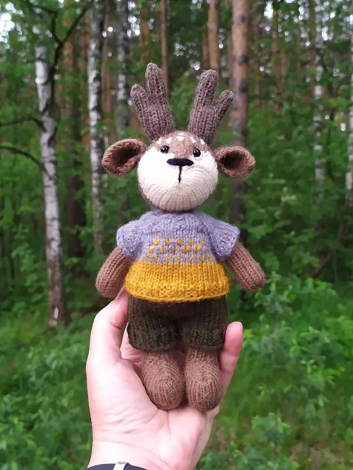 Handmade toy deer | Knitted toy