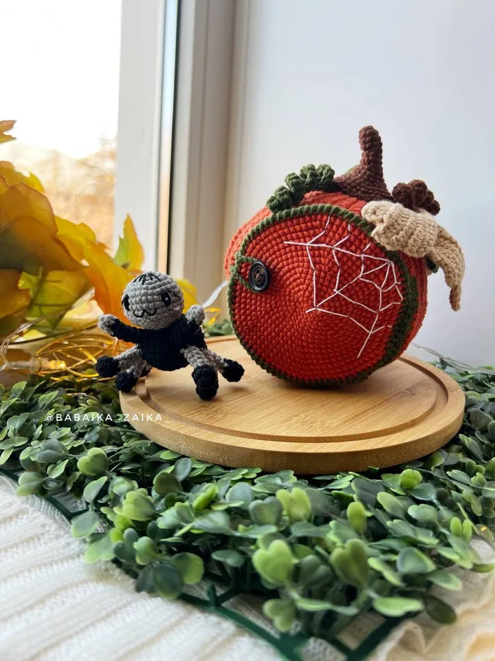 PDF Crochet Halloween Pumpkin House Pattern and Spider, Amigurumi Pumpkin, Halloween decor, Amigurumi Spider, Amigurumi House Pattern