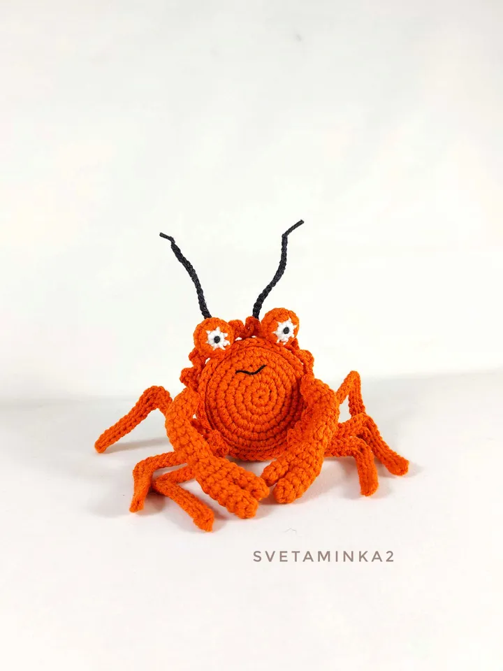 Crochet Crab Pattern Amigurumi Stuffed Toy. Digital Download. PDF.