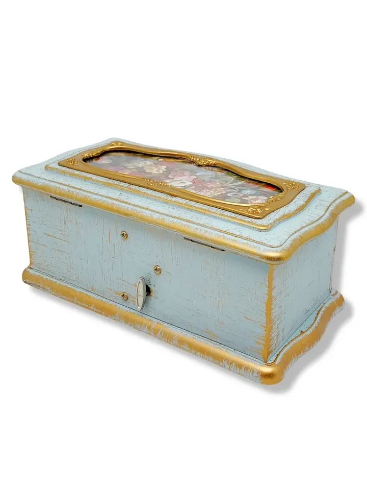 Musical jewelry box, Chest of drawers with ballerina