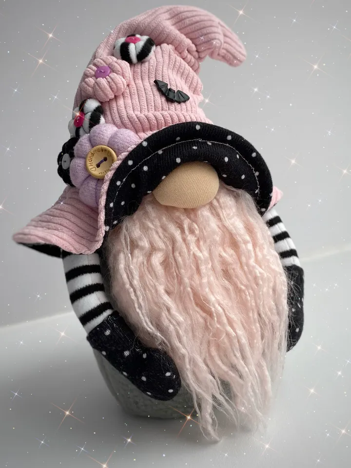 Halloween Gnome pattern. DIY gnome tutorial. Scandinavian gnome PDF. Fall gnome in Witch hat.