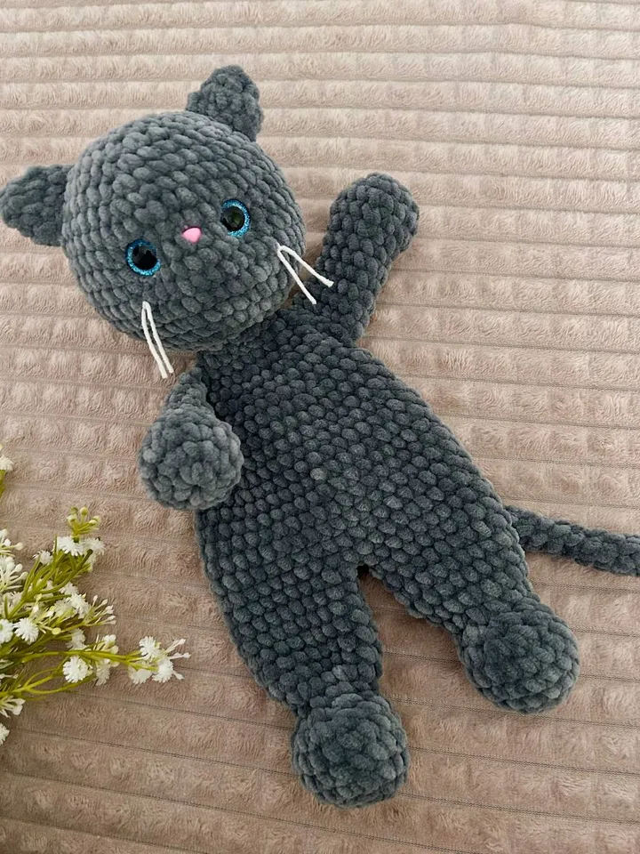 Crochet cat snuggler Baby lovey Cat toy plushie for kids