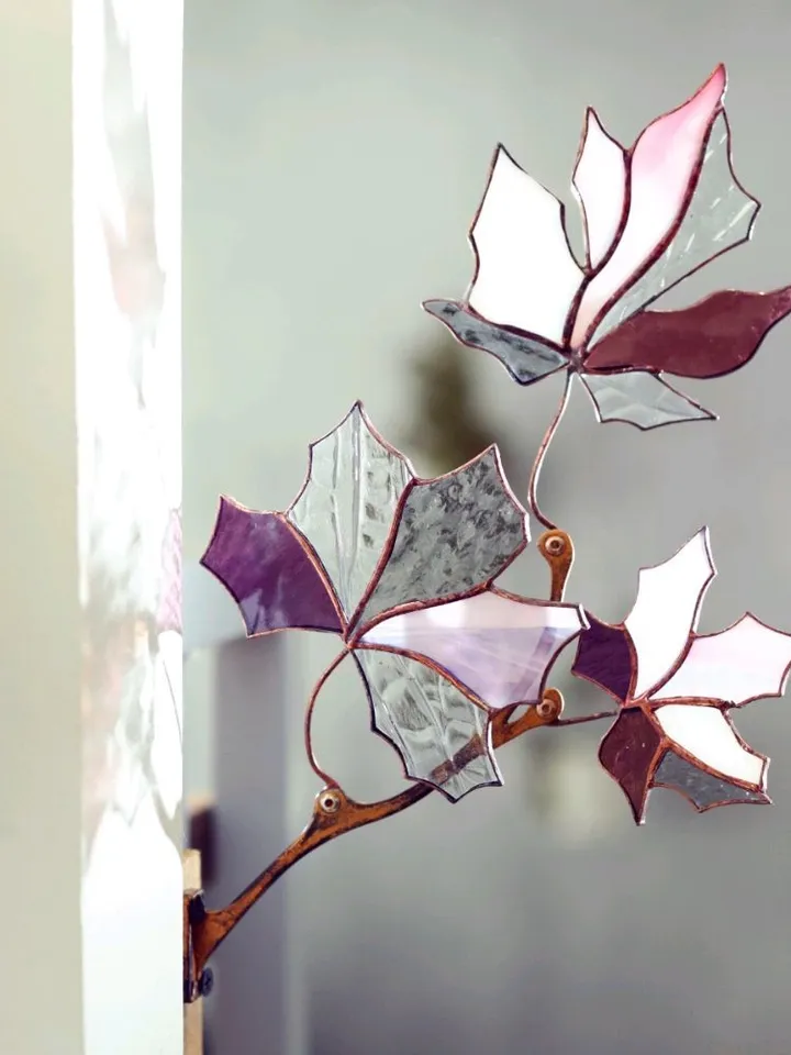 Maple Twig. Tiffany-Style Stained Glass, Tiffany Stained Glass Maple Branch, Decorative Maple Leaf Branch in Tiffany Style, Tiffany-Style Stained Glass Maple Leaf Composition, Handmade Maple Branch in Tiffany Technique