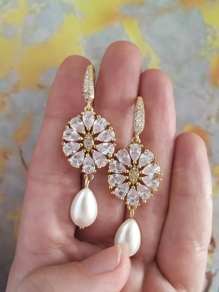 Boho Wedding Earrings, Swarovski Crystal Chandelier Bridal Earrings, Art Deco Statement Wedding Earrings For Bride, Pearl Statement Jewelry