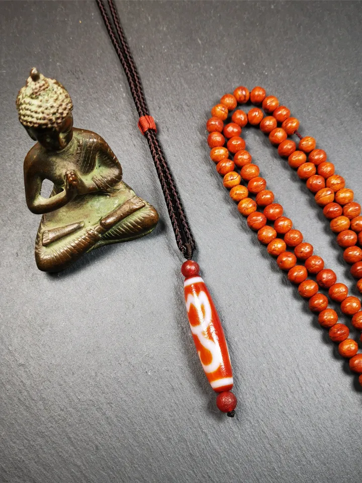 Gandhanra Tibetan Fire Agate Lotus Dzi Bead Necklace