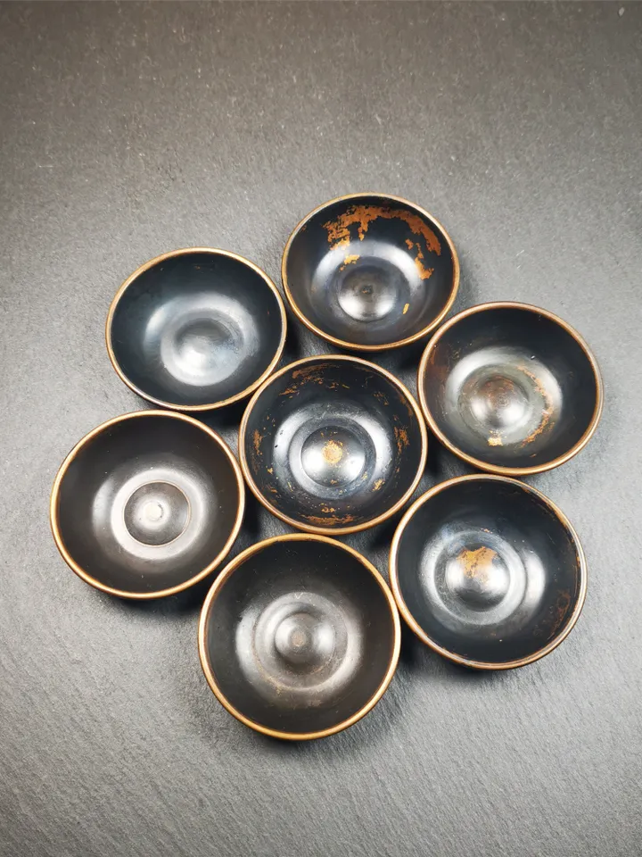 Gandhanra Handmade Tibetan Buddhist Water Offering Bowls,Yonchap Bowls,Made of Red Copper,1 Set of 7 Bowls,1.9"