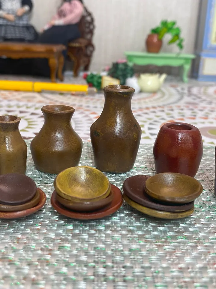 Dishes for dolls. A set of earthenware. 1:12. Pitchers.Dollhouse. Dishes for dolls.