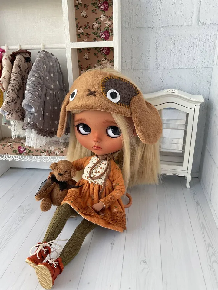 Custom Blythe doll