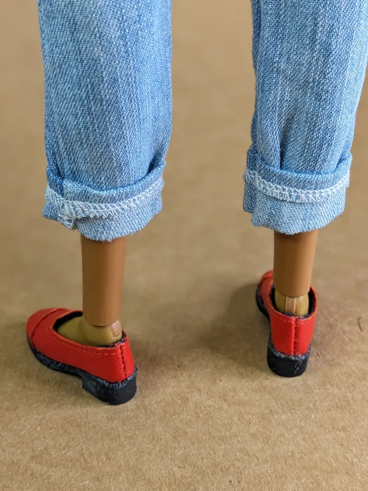 Handmade light blue Boyfriend jeans for 16 inch Fashion Royalty dolls (FR16)