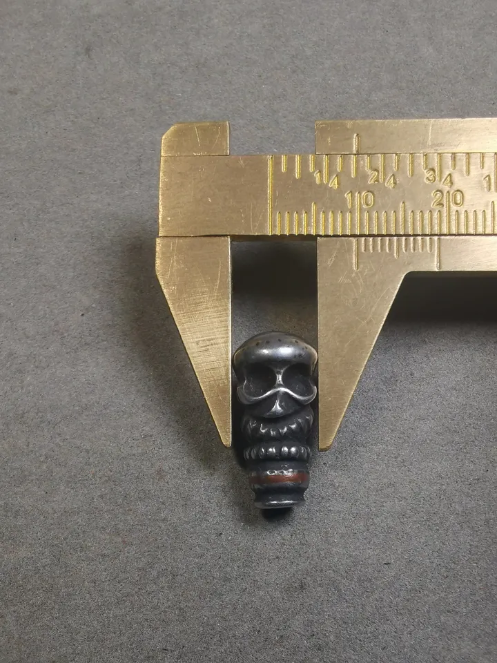 Gandhanra Tibetan Cold Iron Guru Bead,Skull Shape T-drilled 3-Hole Prayer Bead,Mala Bead,Connector Bead for Buddhist Bead Accessories