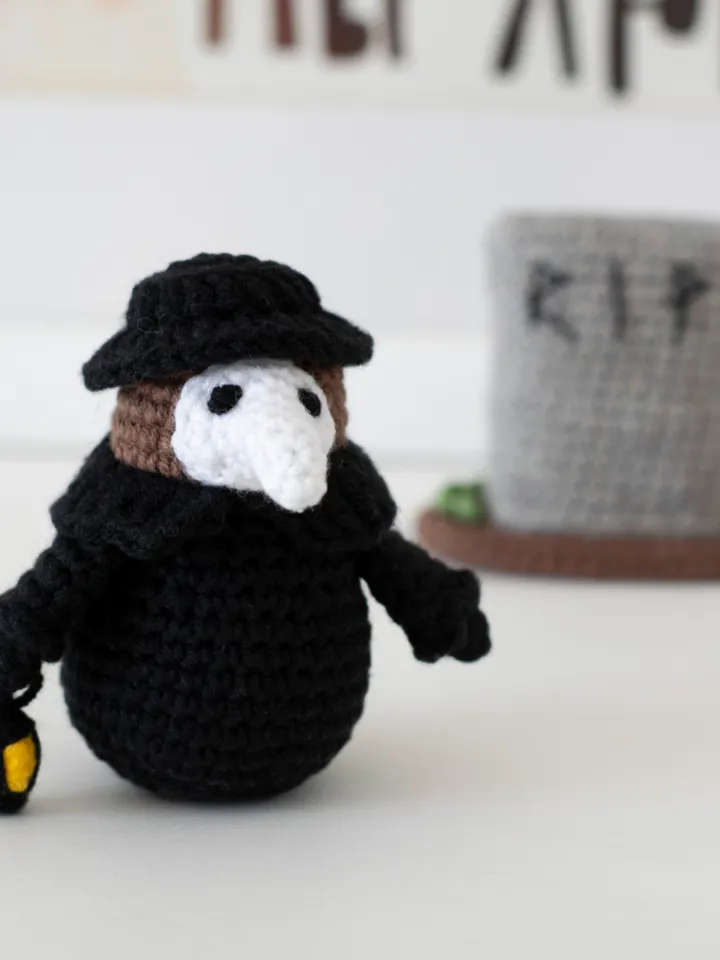 Plague doctor stuffed figurine, gothic art doll, creepy cute toy for Halloween, spooky vibes, horror dark toy