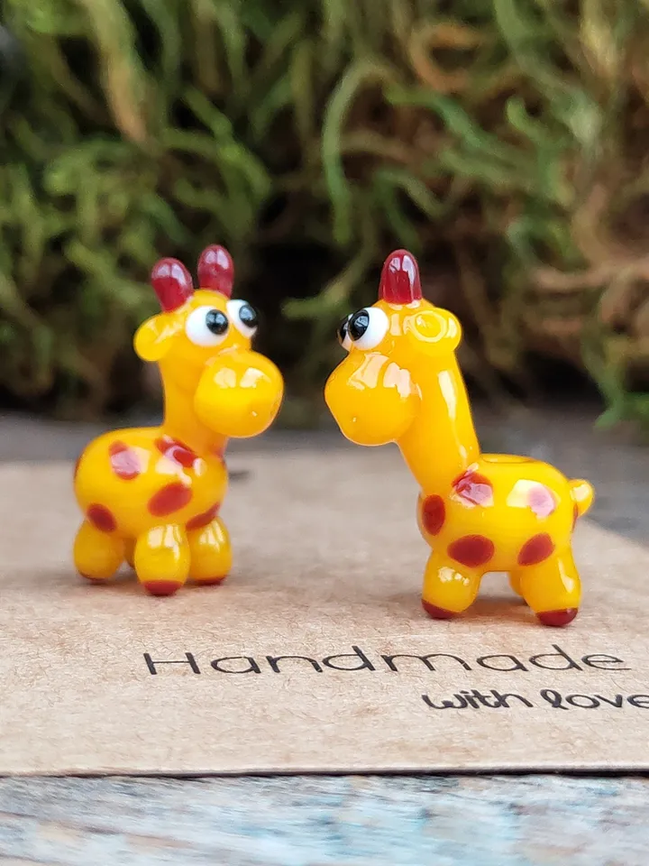 Tiny giraffe miniature, glass animal figurine, africa micro sculpture for terrarium decoration / miniature animals Glass Giraffe sculpture