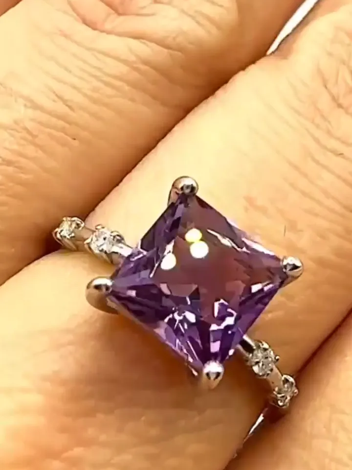Women's ring silver 925 with amethyst and cubic zirconia
