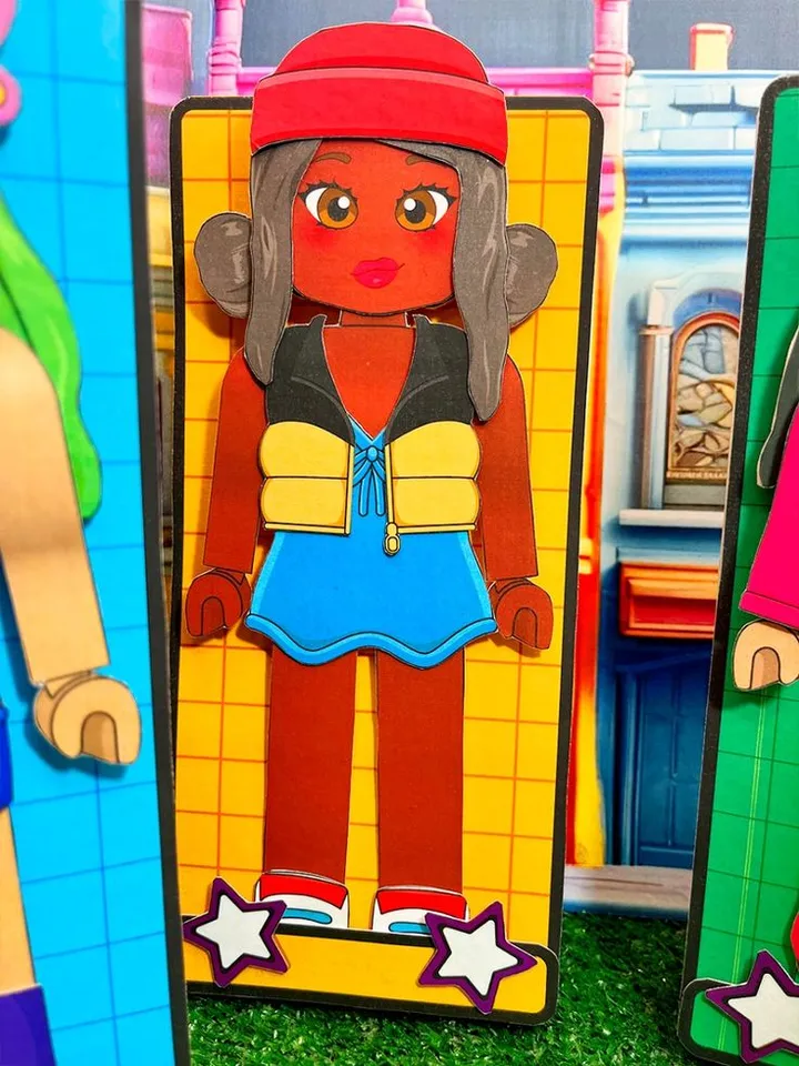 Roblox paper doll yellow