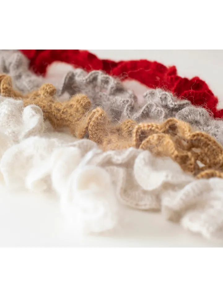 Openwork red crochet scarf for 13" dolls Paola Reina, Meadowdolls Dumplings, Siblies, Corolle, Little Darling, Minouche