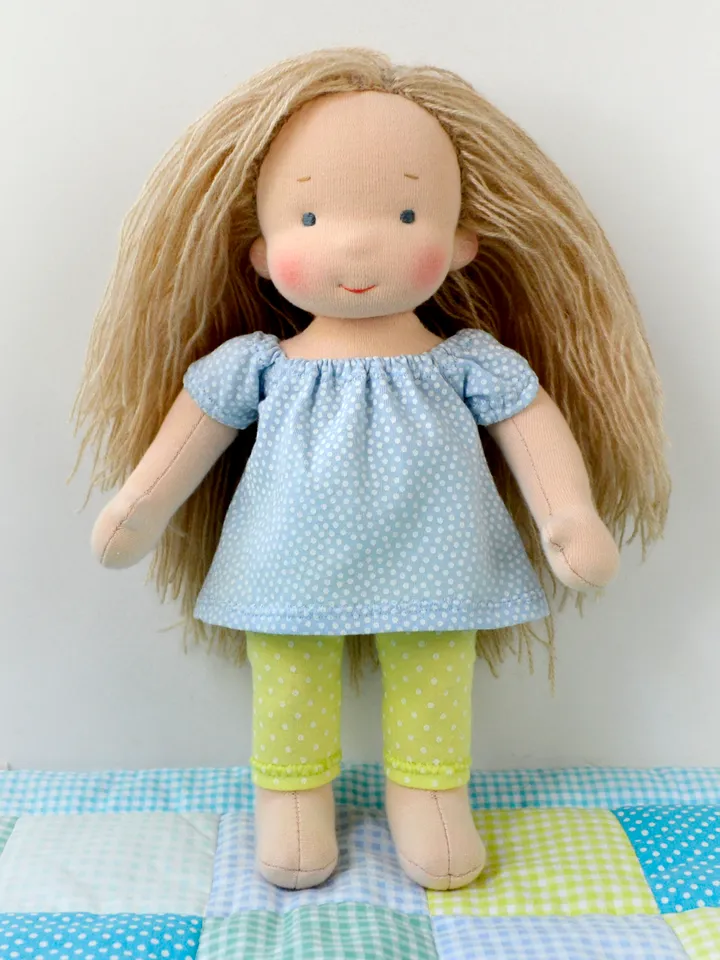 DIY Waldorf doll 11 inch (28 cm) tall. PDF pattern and tutorial. Patterns of doll clothes as bonus!