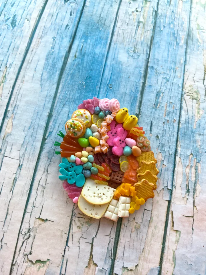 Magnet Miniature Easter Charcuterie Board with Polymer Clay Souvenir