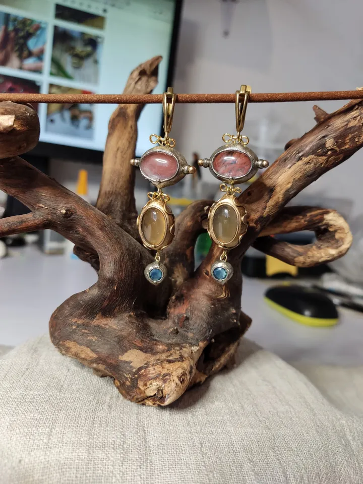 Victorian Dangle Earrings, Big Natural Stones, Carnelian Earrings Quartz Earrings