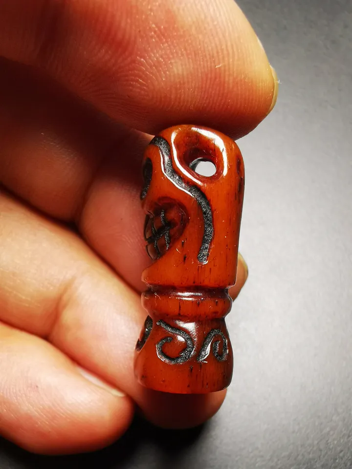 Gandhanra Tibetan Amulet,Yak Bone Carved Skull Sītavana Pendant, Hand-carved Skull Pendant for Prayer Bead/Necklace