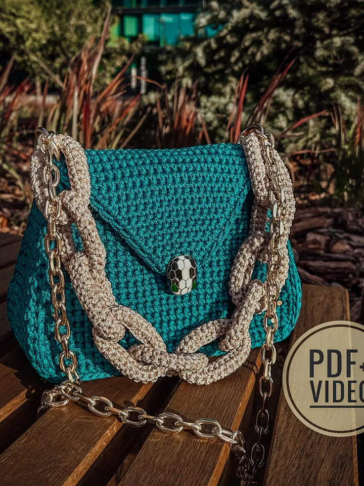 Crochet pattern women handbag PDF digital instant download, video tutorial, crossbody, chunky chain, small purse, clutch, shoulder bag