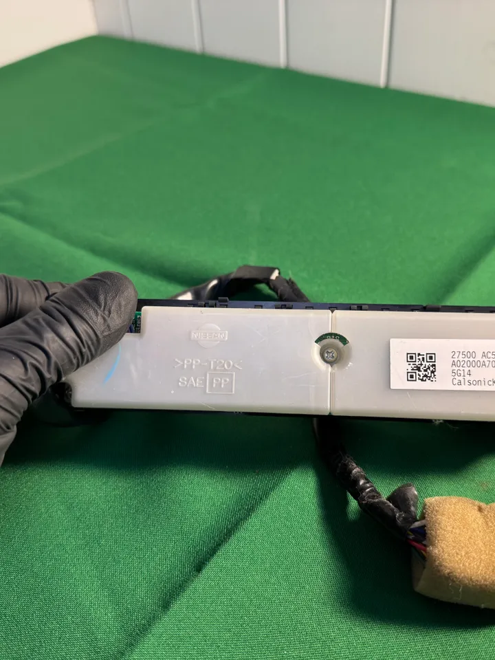 Climate control Nissan Genuine INFINITI OEM A/C Control Assembly