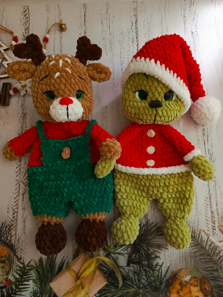 Bundle 2 Snuggler Crochet Patterns,Grinch Snuggler , Crochet Pattern , Amigurumi Grinch Comforter, Reindeer Snuggler Crochet Pattern , Reindeer Snuggler Amigurumi Pattern , Crochet Comforter Reindeer