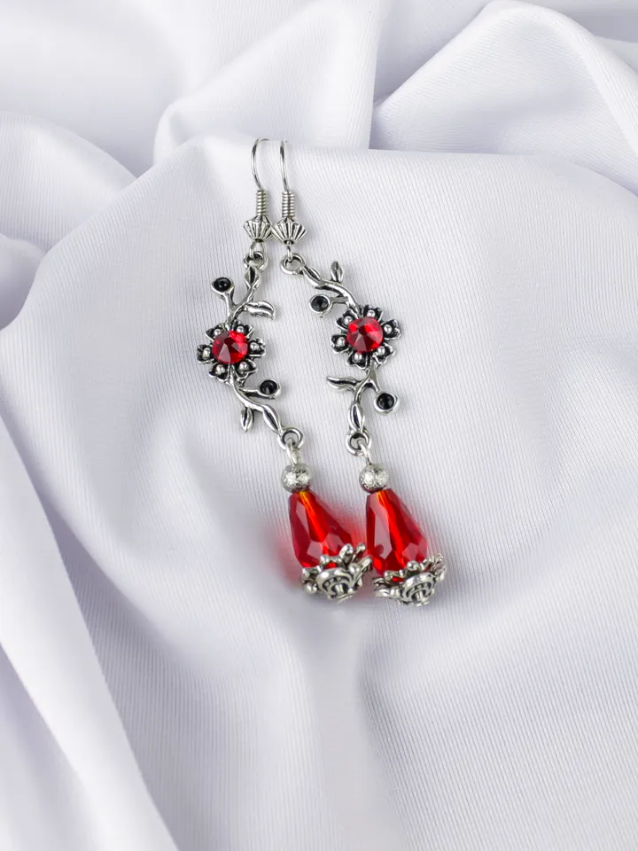 Red Swarovski Gothic Jewelry Set - Vintage Fantasy Necklace & Earrings
