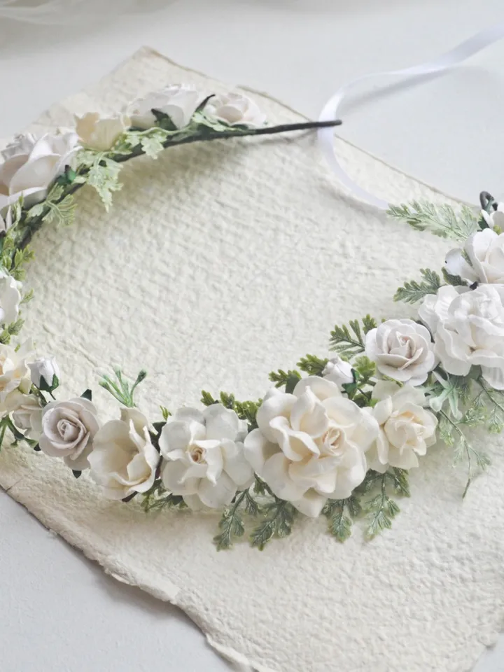 Wedding flower crown, White flower crown, Flower crown for bride, Flower crown, Bridal hair, Bridesmaids