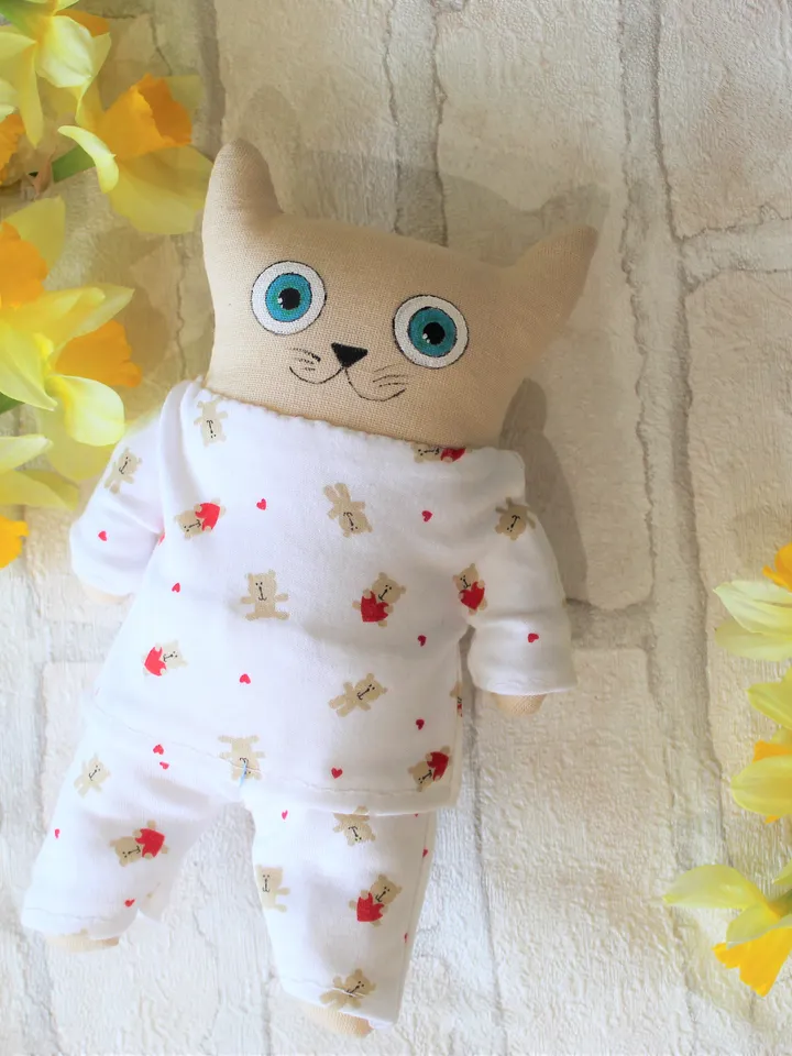 Cat toy pattern – Stuffed animal pattern - soft toy sewing pattern - Christmas gift idea