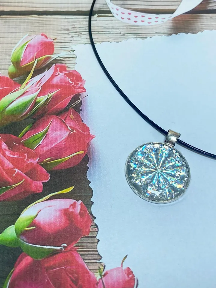 3D handmade pendant.